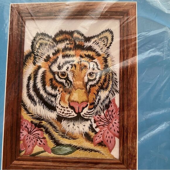Vintage new Candamar Designs TIGER embroidery stitch kit - Picture 2 of 3